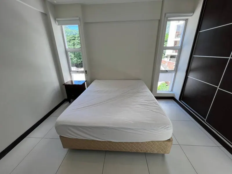 Furnished 2-bedroom apartment for sale at Torre Zafiro II: foto 45 de 49