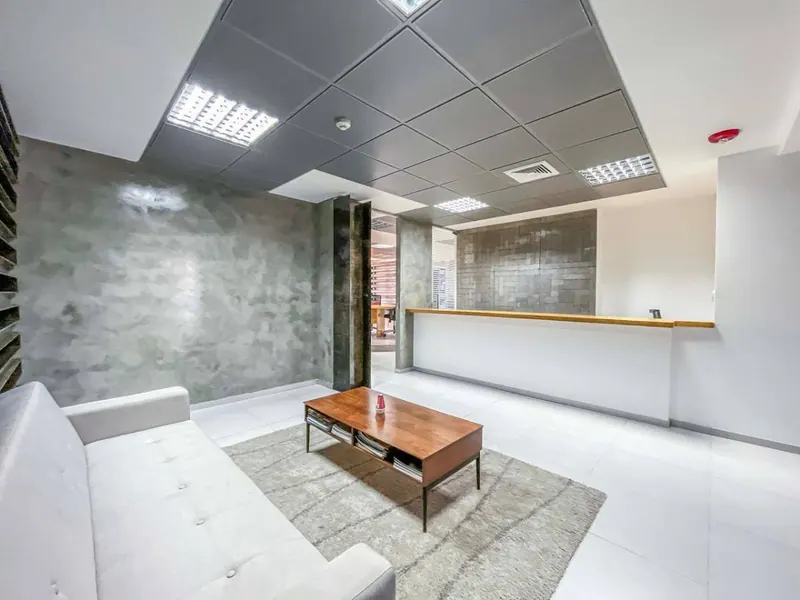 Oficina de 182 m² en venta en la torre Duo, Zona Norte: foto 2 de 18