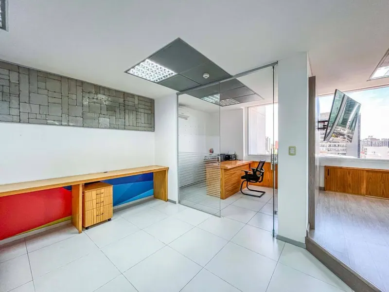 Oficina de 182 m² en venta en la torre Duo, Zona Norte: foto 15 de 18