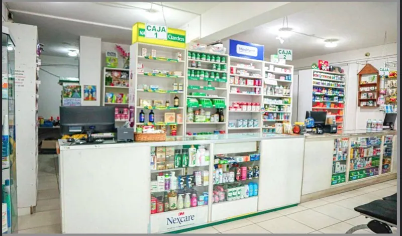 Edificio en venta en el Centro, 350 m² con local de farmacia: foto 3 de 4