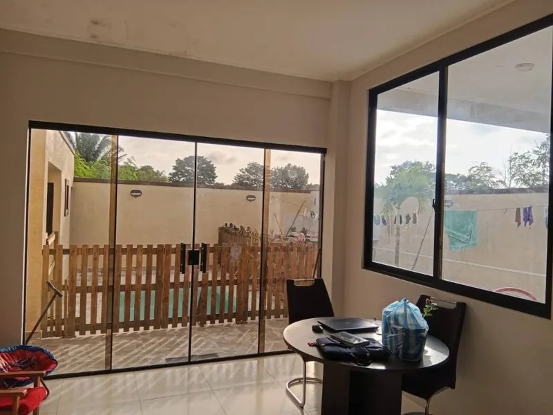 Casa de 3 dormitorios con piscina en venta en Cotoca, km 17,5: foto 3 de 5
