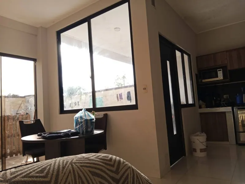 Casa de 3 dormitorios con piscina en venta en Cotoca, km 17,5: foto 4 de 5