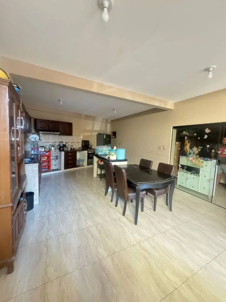 Casa de 4 dormitorios en venta cerca del mercado Primavera: foto 6 de 15