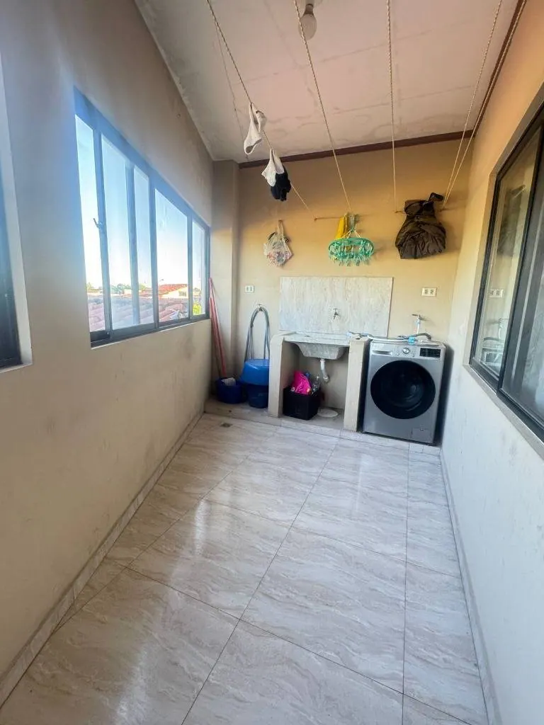 Casa de 4 dormitorios en venta cerca del mercado Primavera: foto 14 de 15