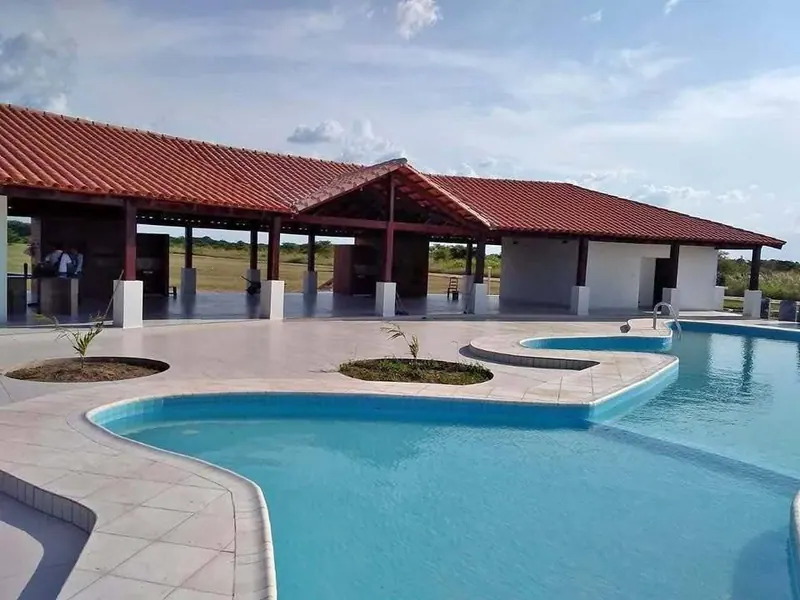 Terrenos de 300 m² en venta en Reservas del Este, Cotoca: foto 1 de 12