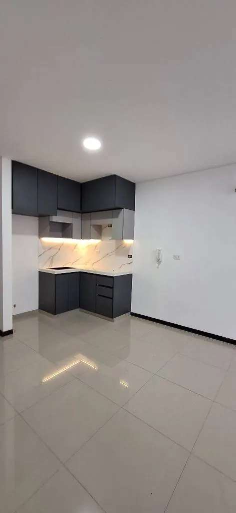 1-bedroom apartment for sale in Barcelona 04-05, North Zone: foto 1 de 9