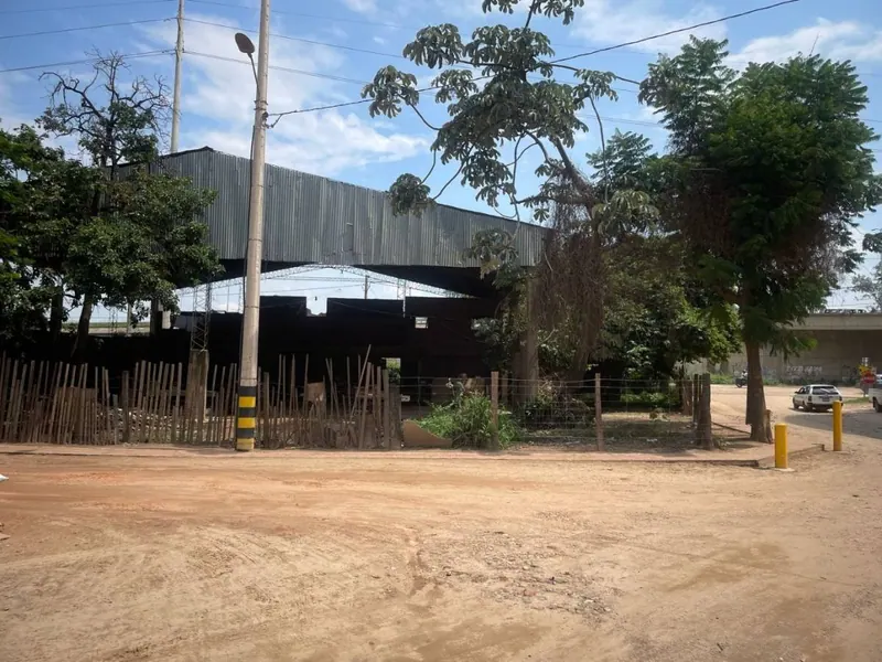462 m² warehouse for sale on a 1,222 m² lot, East Zone: foto 6 de 10