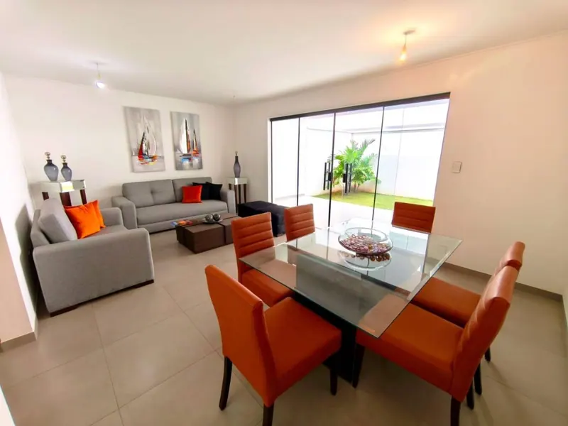 3-bedroom house for sale in a gated community in Las Palmas: foto 3 de 7