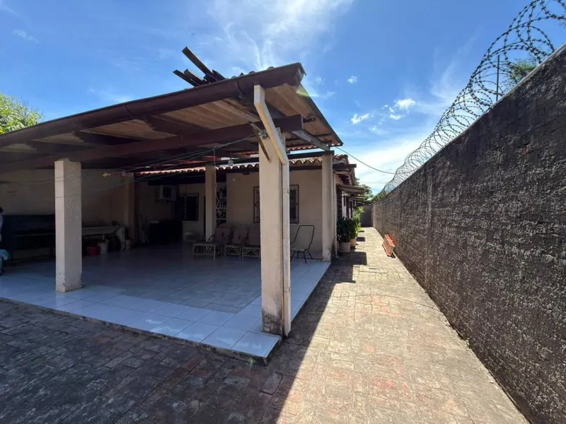 3-bedroom house for sale in Warnes, 2 blocks from Banzer: foto 2 de 12