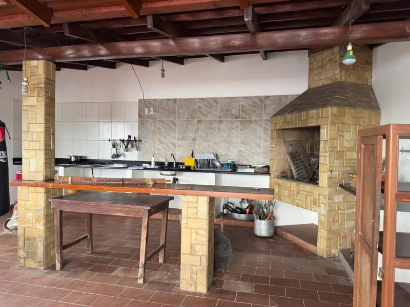 Casa con clínica odontológica en venta en El Trompillo, Zona Sur: foto 9 de 9