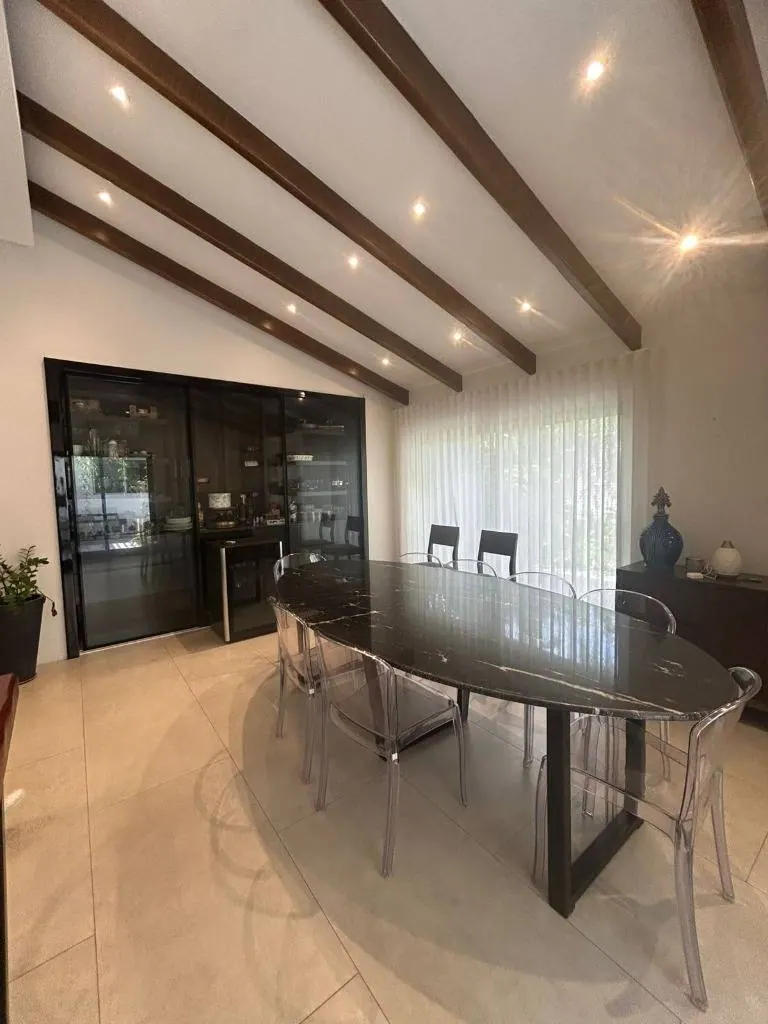 Casa de 3 dormitorios con departamento independiente en alquiler: foto 14 de 19