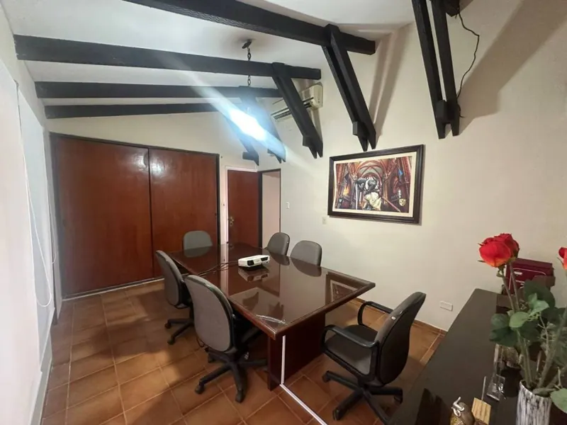 House for sale in Equipetrol, Los Nogales street, 450 m²: foto 6 de 12