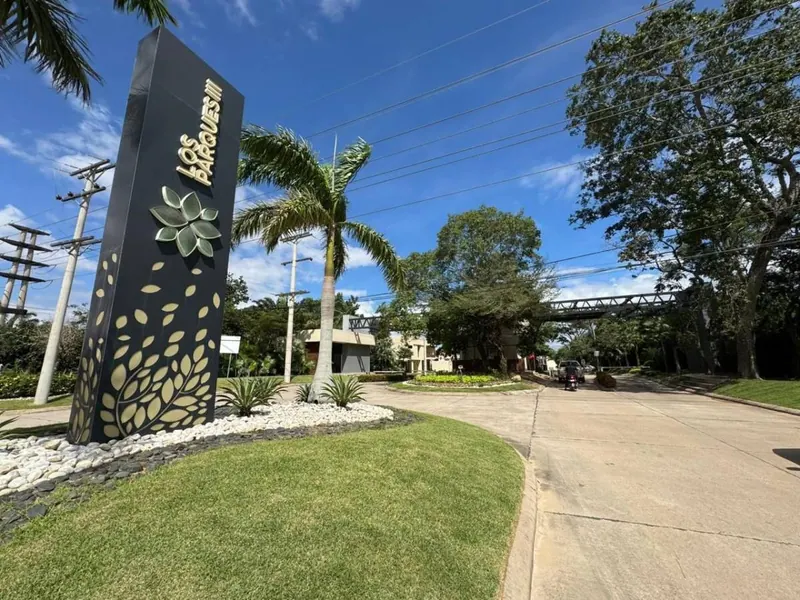 Terreno de 143 m² en venta en el condominio Los Parques III, Urubó: foto 8 de 14