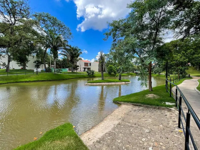 Terreno de 143 m² en venta en el condominio Los Parques III, Urubó: foto 12 de 14