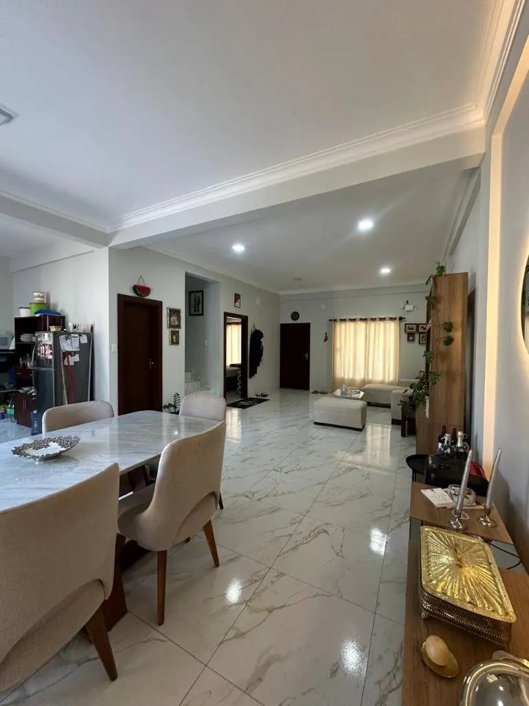 5-bedroom house for sale in Valle Sánchez, Warnes: foto 4 de 13