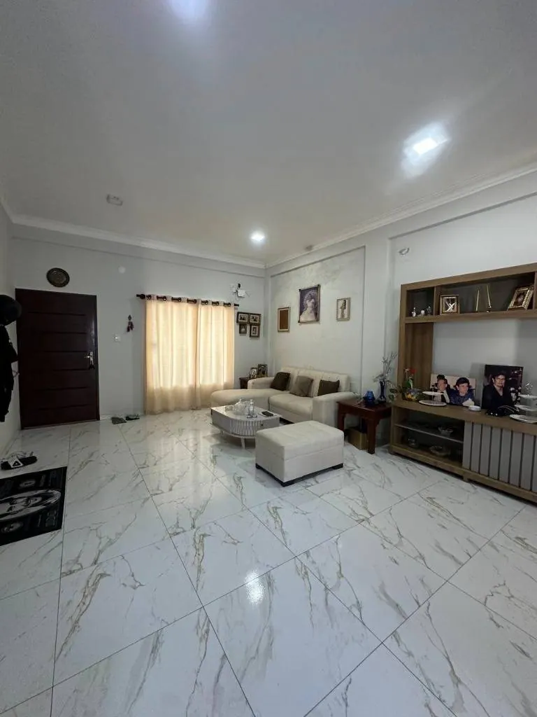 5-bedroom house for sale in Valle Sánchez, Warnes: foto 5 de 13