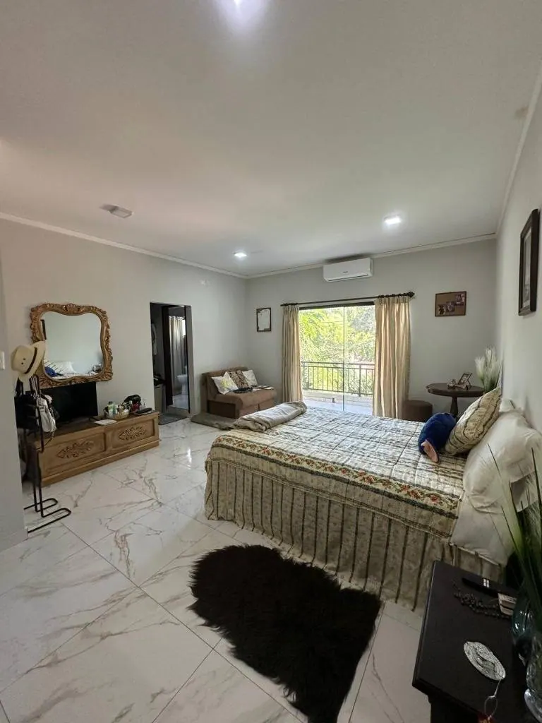 5-bedroom house for sale in Valle Sánchez, Warnes: foto 11 de 13