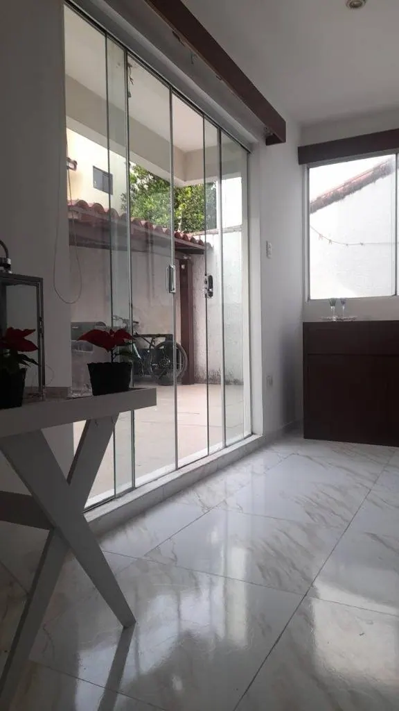 Casa de dos plantas en venta en el condominio Remanso I, Zona Norte: foto 9 de 15