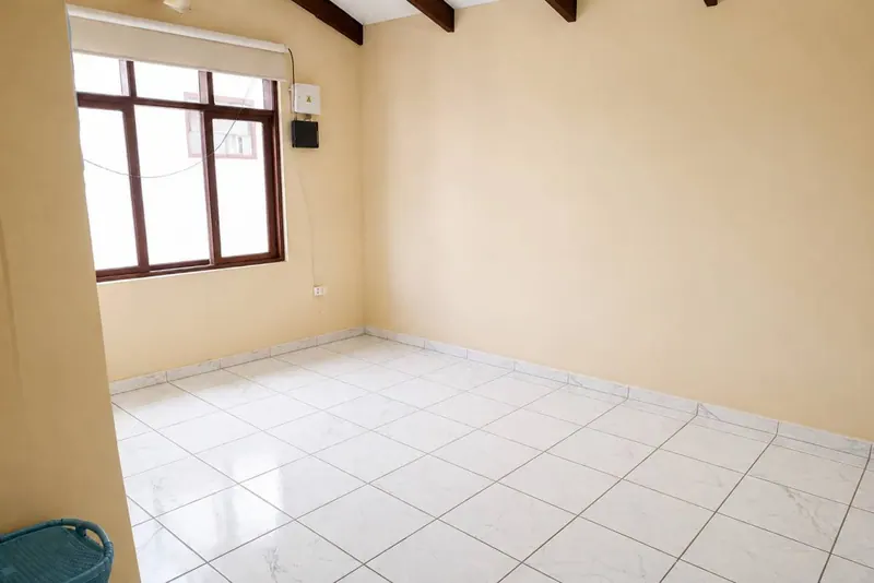 Casa de 4 dormitorios en venta en la Zona Este, Canal Cotoca: foto 7 de 11