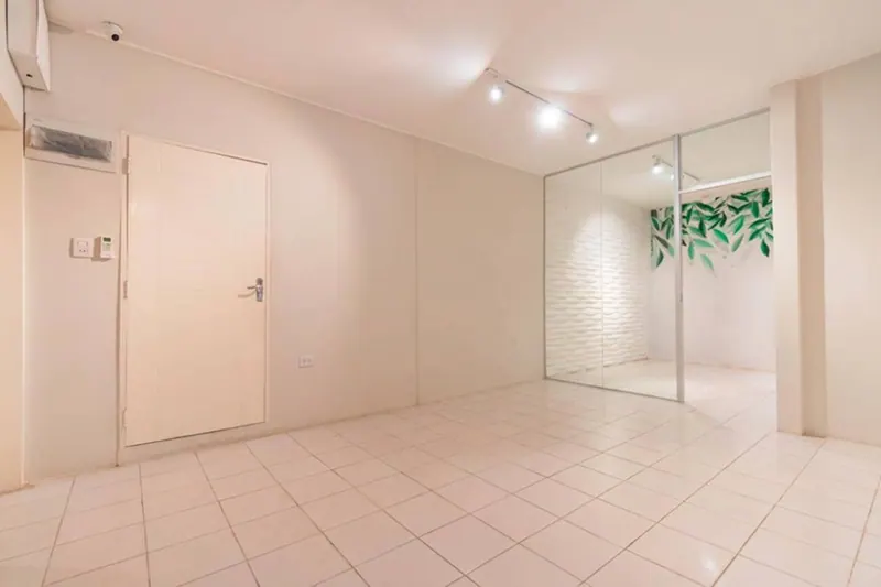 Corner warehouse for sale in the North Zone, 1,025 m²: foto 8 de 9