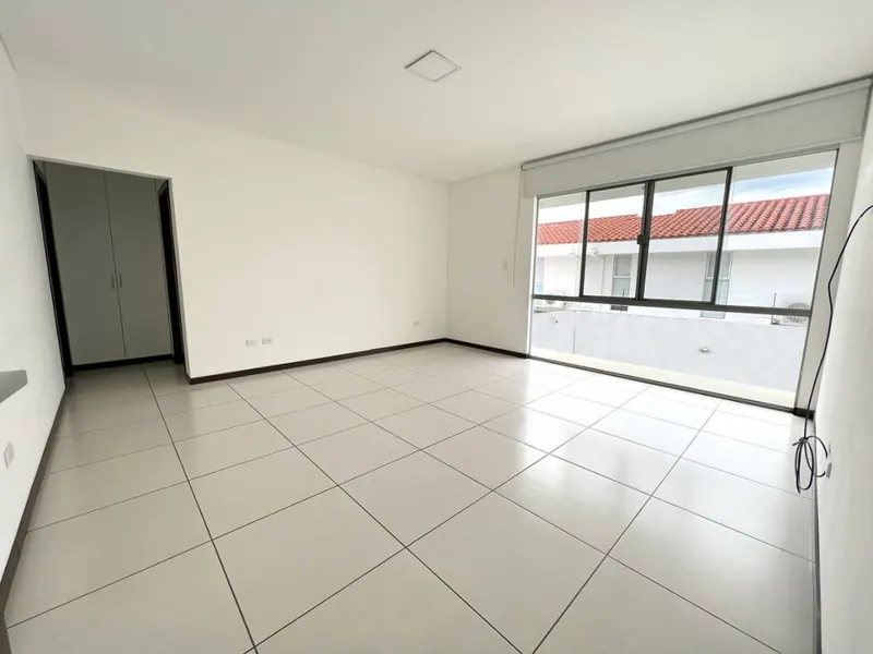 4-bedroom house for rent in Villa de las Mercedes: foto 7 de 16