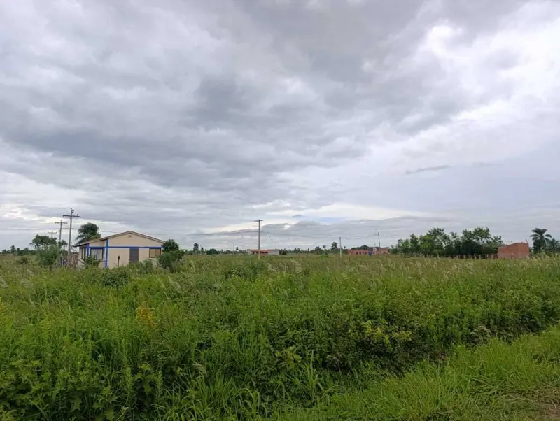 Terreno de 300 m² en venta en la urbanización Pentaguazú 2, Warnes: foto 3 de 3