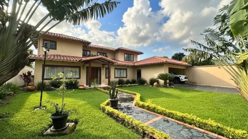 Casa en venta sobre la doble vía La Guardia km 13, 1.285,57 m²: foto 2 de 39