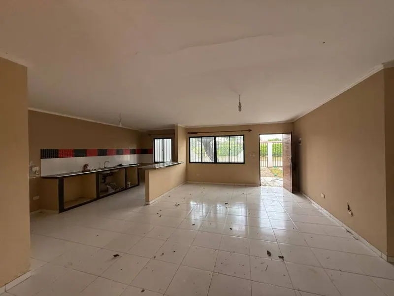1,096 m² country property for sale in the Bicito development, Cotoca: foto 5 de 9