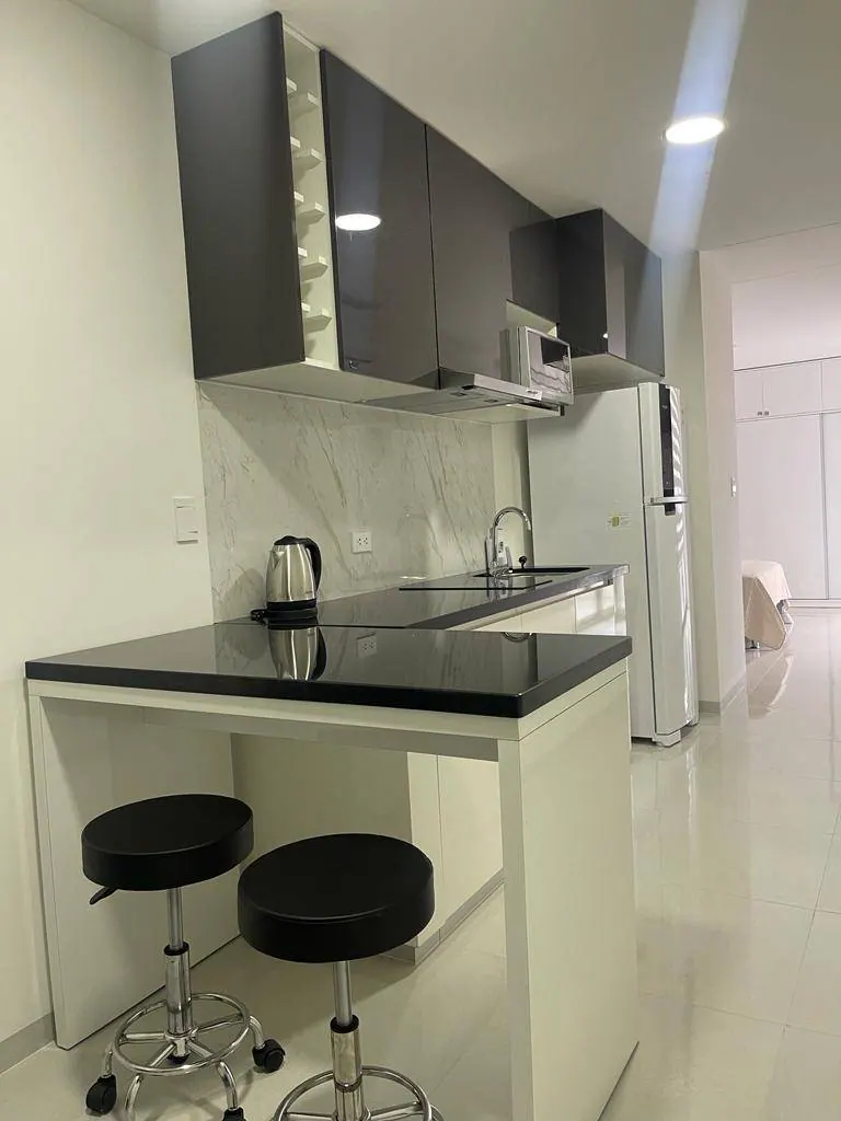 Departamento amoblado de 1 dormitorio en venta en Equipetrol: foto 4 de 9
