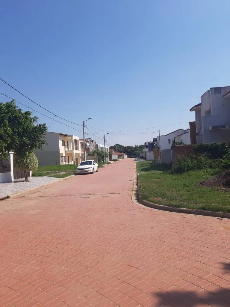 Terreno de 635,52 m² en venta en la urbanización Los Nonis: foto 4 de 5