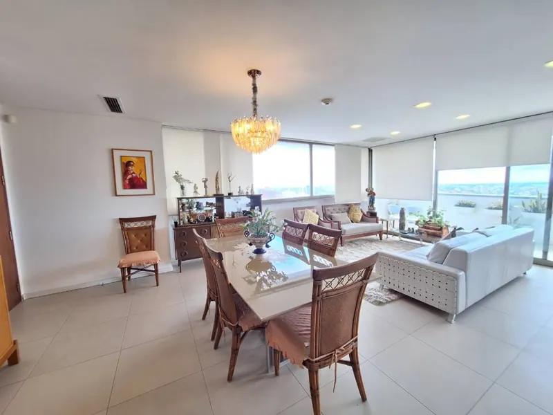 3-bedroom apartment for sale in Torre Domani, Downtown: foto 1 de 5