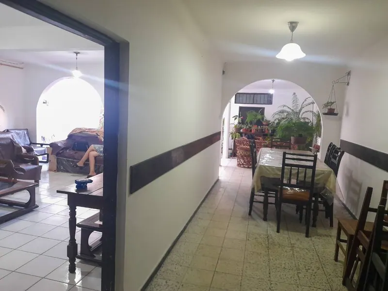 4-bedroom house with 2 commercial spaces for sale on Sucre street: foto 7 de 9
