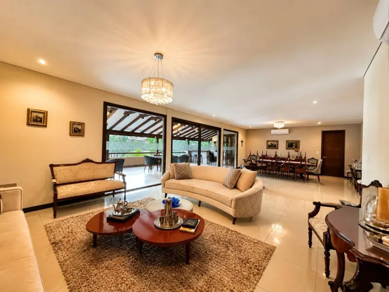 House for sale in Urubó Golf with pool and independent apartment: foto 51 de 54