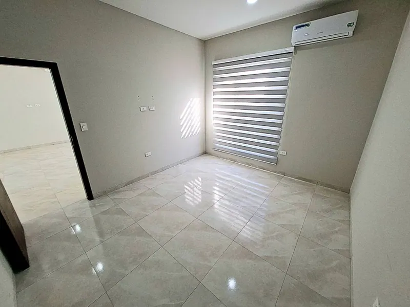Brand-new 3-bedroom house for sale in the Villa Real gated community: foto 14 de 37
