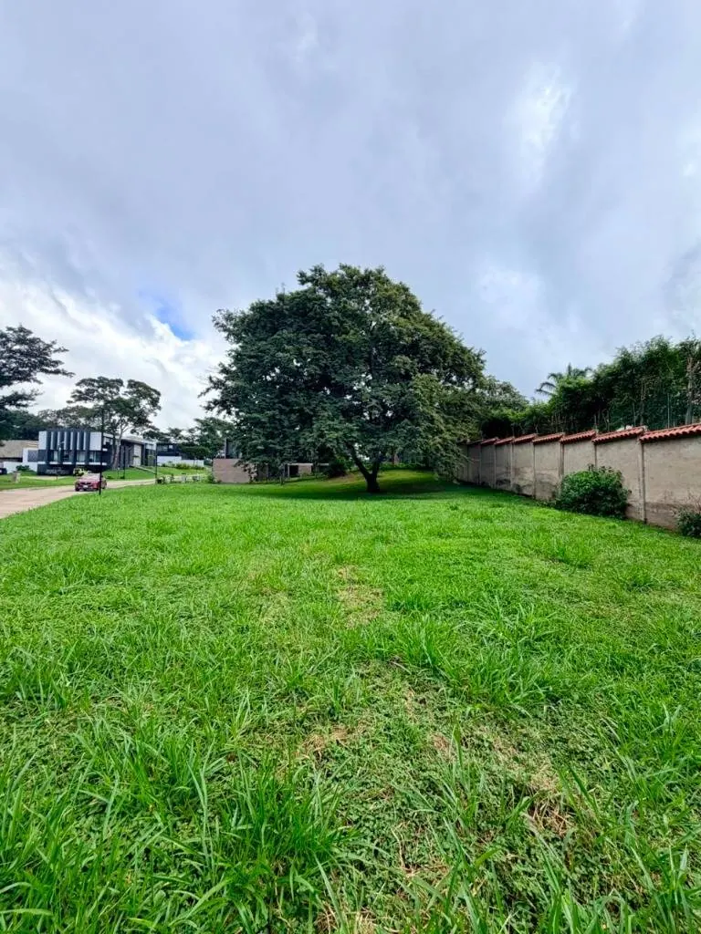 1,290.97 m² lot for sale in the La Hacienda gated community, Urubó: foto 3 de 5