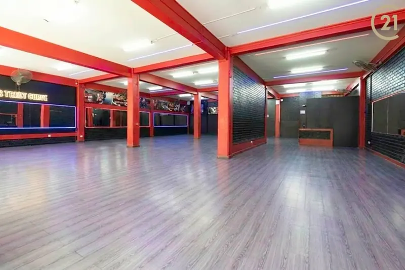 Edificio corporativo de 4 niveles en venta en la Zona Oeste: foto 14 de 14