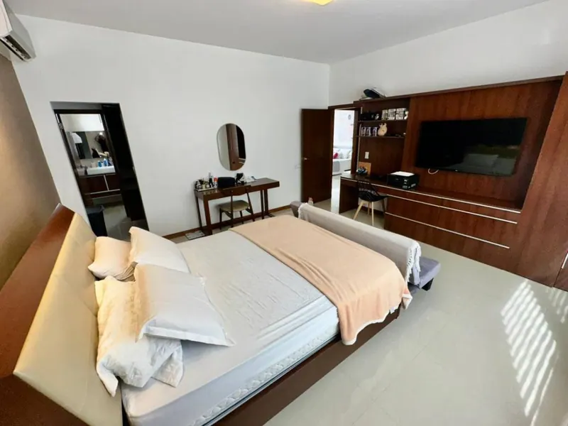 4-bedroom house for sale in the Santa Cruz la Vieja gated community: foto 11 de 21