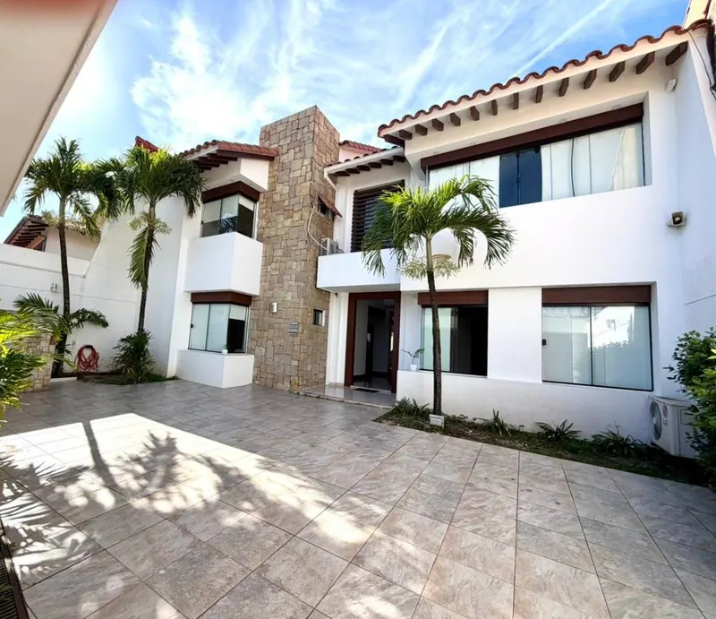 House for sale on Avenida Alemana, between the 2nd and 3rd rings: foto 2 de 14
