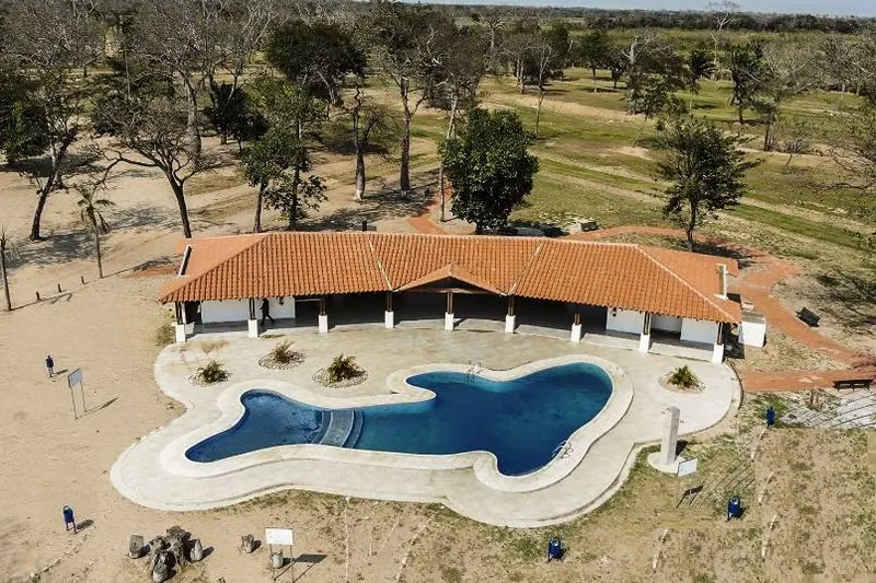 359.84 m² lot for sale in El Naranjal, Warnes: foto 2 de 5