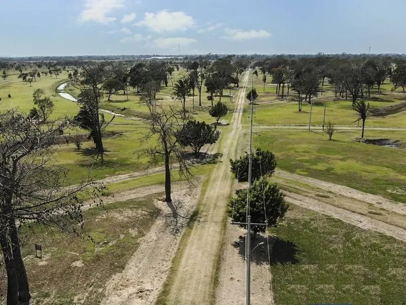 359.84 m² lot for sale in El Naranjal, Warnes: foto 3 de 5