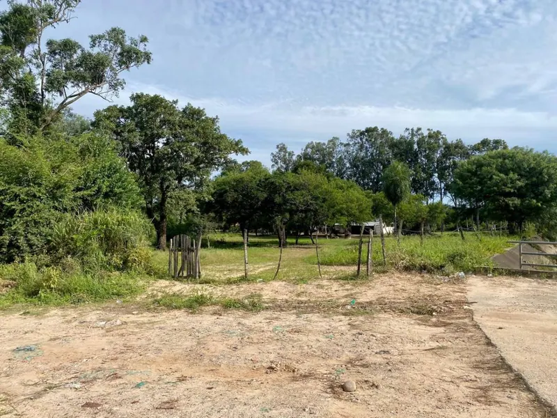 Terreno en esquina de 8.500 m² en venta en la Zona Sur