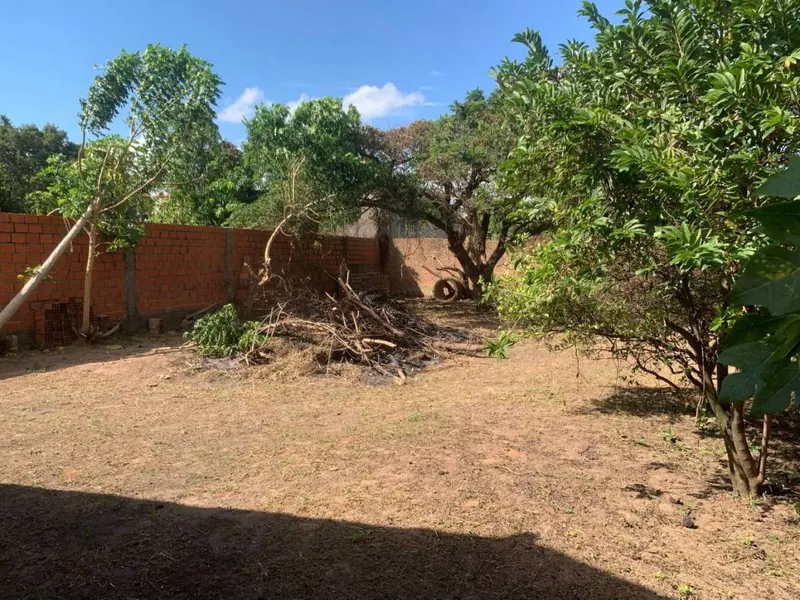 420 m² lot for sale in the East Zone, Av. 3 Pasos al Frente: foto 3 de 4