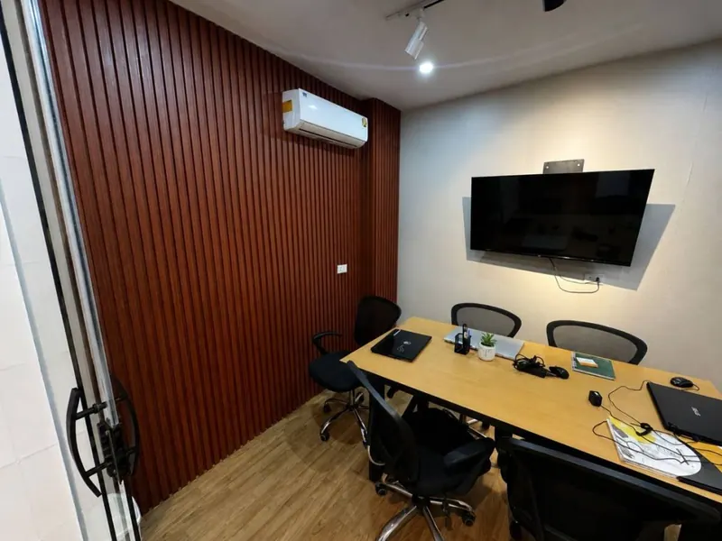 135 m² commercial space for sale on Av. Banzer, North Zone: foto 10 de 13
