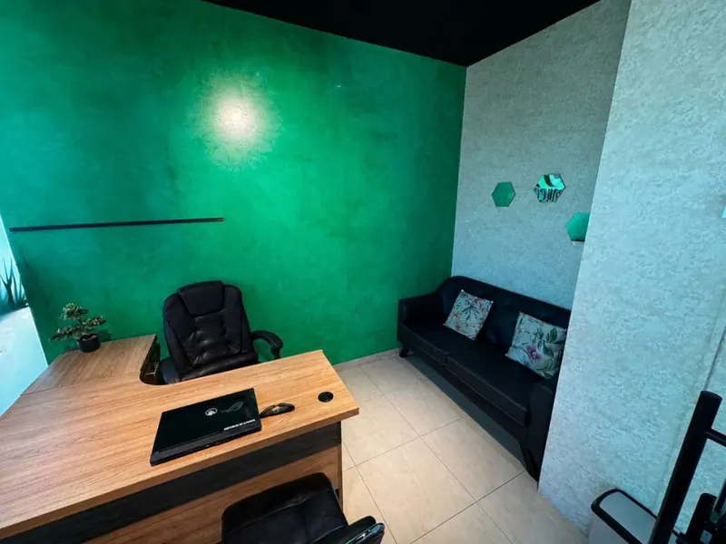 135 m² commercial space for sale on Av. Banzer, North Zone: foto 12 de 13