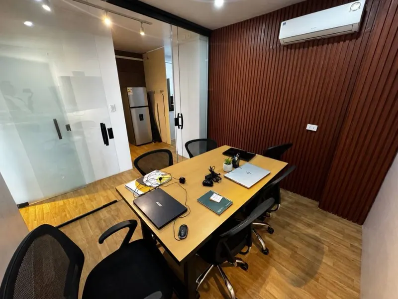 135 m² commercial space for sale on Av. Banzer, North Zone: foto 13 de 13