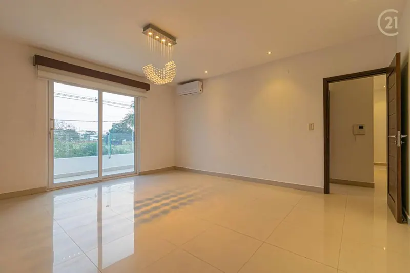 Casa de 4 dormitorios en venta en Colinas del Urubó, Sector 1: foto 6 de 15