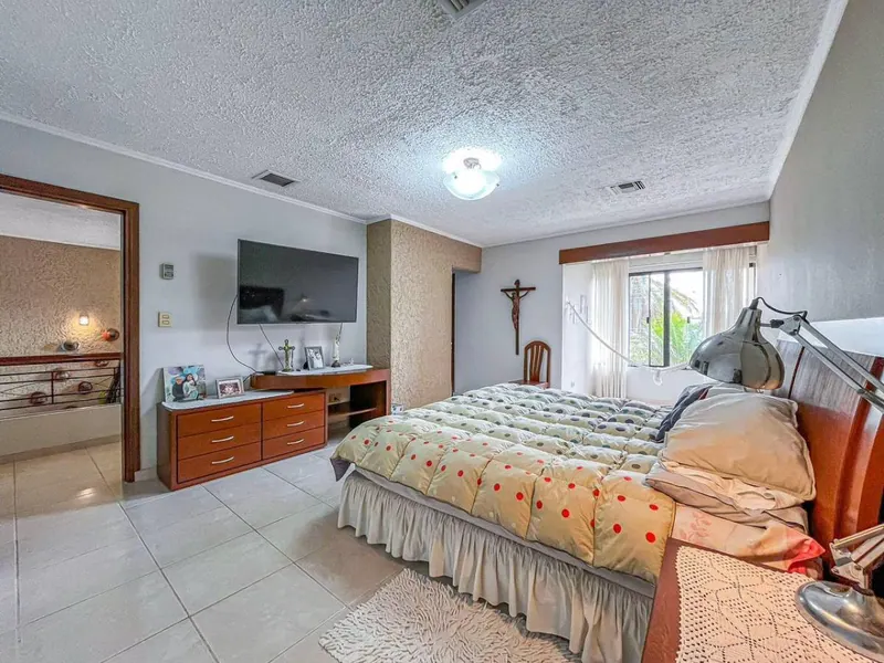 3-bedroom house for sale near Av. Banzer, North Zone: foto 3 de 32