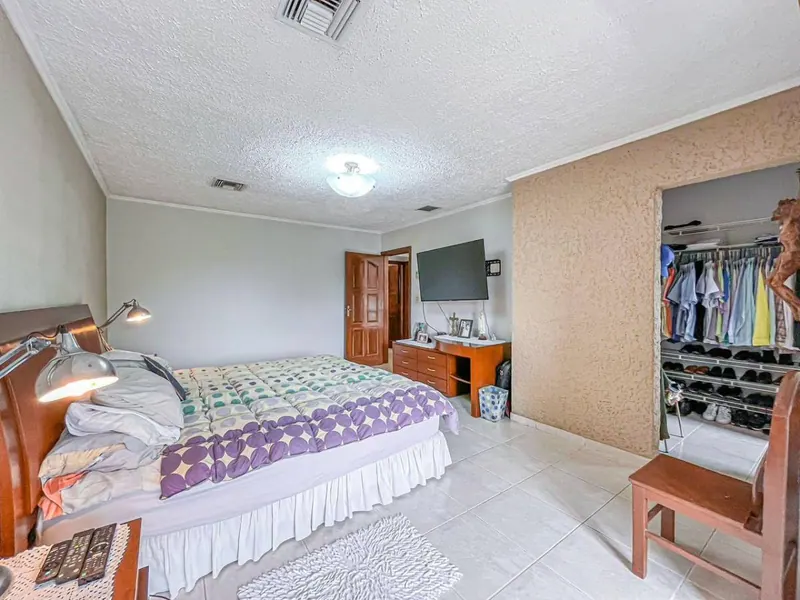 3-bedroom house for sale near Av. Banzer, North Zone: foto 22 de 32