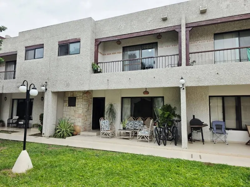 3-bedroom house for sale in a gated community on Radial 27 and 4th: foto 3 de 11