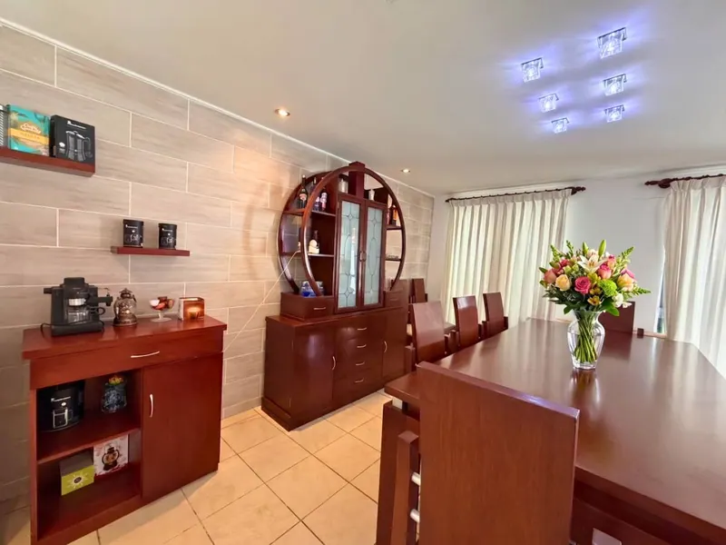 3-bedroom house for sale in the Los Mangos gated community, Av. Banzer: foto 6 de 27